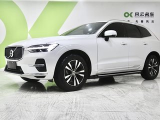 沃尔沃XC60 B5 2.0T 自动 智逸豪华版 