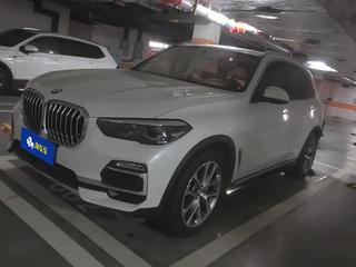 宝马X5 30i 2.0T 自动 X设计套装 