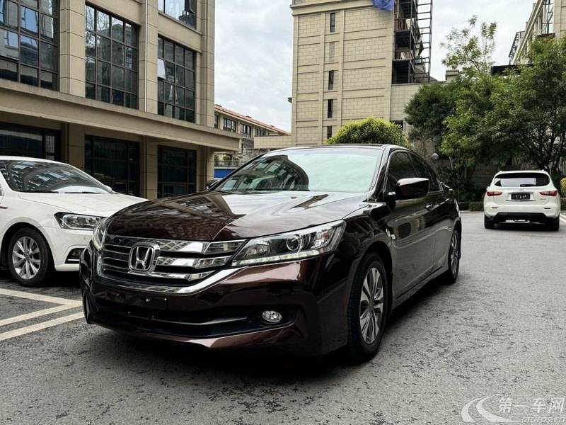 本田雅阁 2015款 2.0L 自动 舒适版LX (国Ⅳ) 
