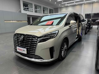 别克GL8 ES陆尊 2.0T 自动 653T尊享型 