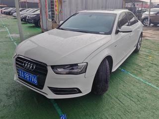 奥迪A4L 35TFSI 2.0T 自动 舒适型 