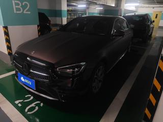 奔驰E级 300L 2.0T 自动 改款三运动豪华型 