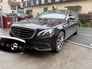 奔驰E级 E300L 时尚型改款 