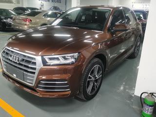 奥迪Q5L 45TFSI 2.0T 自动 尊享时尚型 