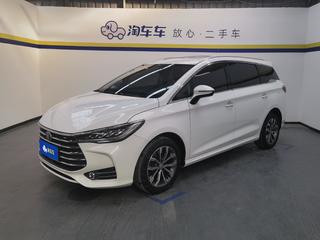 比亚迪宋MAX 1.5T 自动 智联睿逸天窗型 