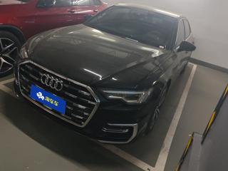 奥迪A6L 40TFSI 