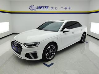 奥迪A4L 40TFSI 2.0T 自动 时尚动感型 