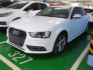 奥迪A4L 35TFSI 