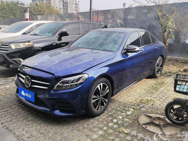 奔驰C级 C260 2019款 1.5T 自动 运动版 (国Ⅴ) 