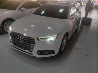 奥迪A4L 40TFSI 