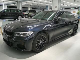 宝马3系 320i 2.0T 自动 改款运动套装 