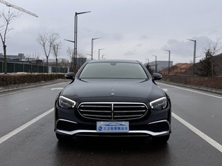 奔驰E级 300L 2.0T 自动 豪华型 