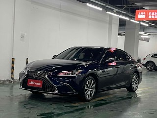 雷克萨斯ES 300h 