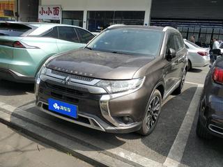 三菱欧蓝德 2.0L 自动 畅享版 