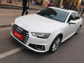 奥迪A4L 40TFSI 