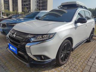 三菱欧蓝德 2.0L 自动 曜动版 