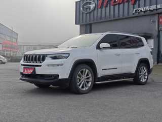 吉普大指挥官 2.0T 自动 领先版 