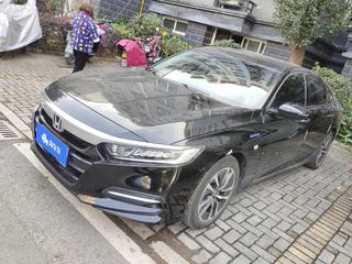 本田雅阁 2.0L 自动 锐酷版 