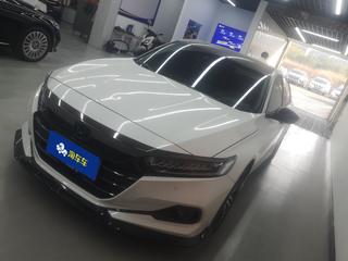 雅阁 1.5T 260TURBO幻夜·尊贵版 