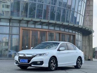 雅阁 2.0L 精英版 