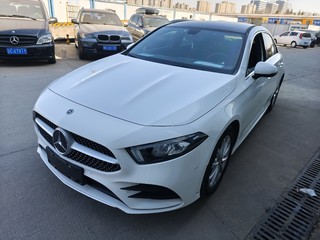 奔驰A级 1.3T 
