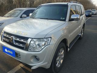 帕杰罗 3.0L 精英超越版 