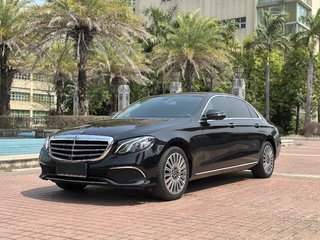 奔驰E级 E300L 2.0T 自动 时尚型 