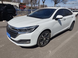 北京汽车智道U7 1.5T 手动 精英版 