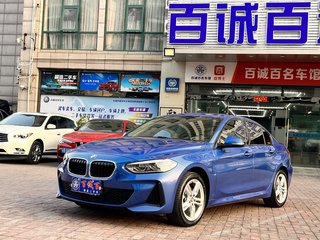 宝马1系 1.5T 
