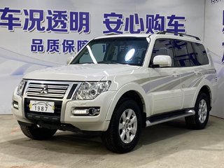 帕杰罗 3.0L 标准版 