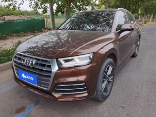 奥迪Q5L 40TFSI 2.0T 自动 荣享时尚型 