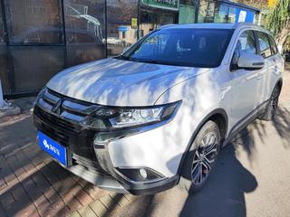 三菱欧蓝德 2.0L 