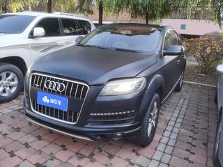 奥迪Q7 35 3.0T 自动 进取型 