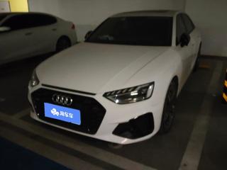 奥迪A4L 40TFSI 2.0T 自动 豪华动感型 