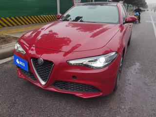 阿尔法罗密欧Giulia 2.0T 自动 豪华版 