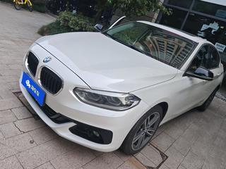 宝马1系 1.5T 