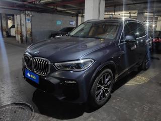 宝马X5 40i 