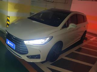 比亚迪宋MAX 1.5T 自动 智联尊享型 