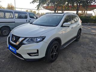奇骏 2.0L 智联舒适版 