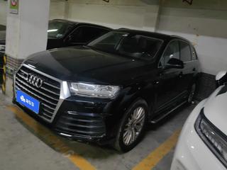 奥迪Q7 3.0T S-Line运动型 