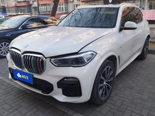 宝马X5 40i 