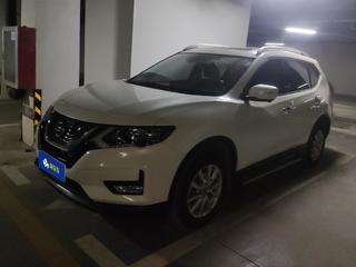 日产奇骏 2.0L 自动 智联舒适版 