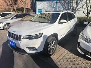 吉普自由光 2.0T 