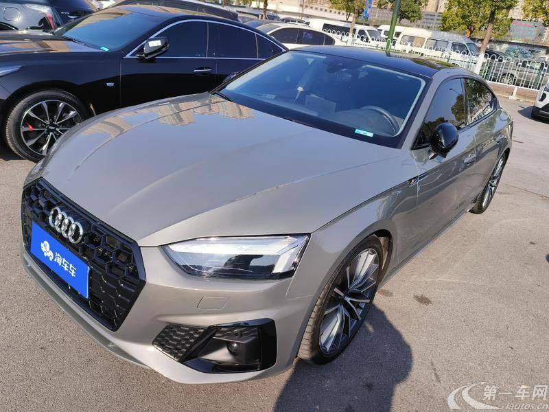 奥迪A5掀背 40TFSI 2023款 2.0T 自动 四驱 豪华动感型 
