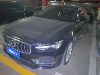 沃尔沃S90 2.0T 