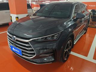 比亚迪唐DM i 1.5T 自动 112KM尊荣型 