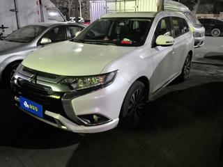 三菱欧蓝德 2.0L 自动 畅享版 