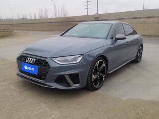 奥迪A4L 40TFSI 2.0T 自动 quattro-RS套件燃速型 