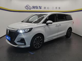 荣威iMAX8 2.0T 自动 Supreme陆尊版 