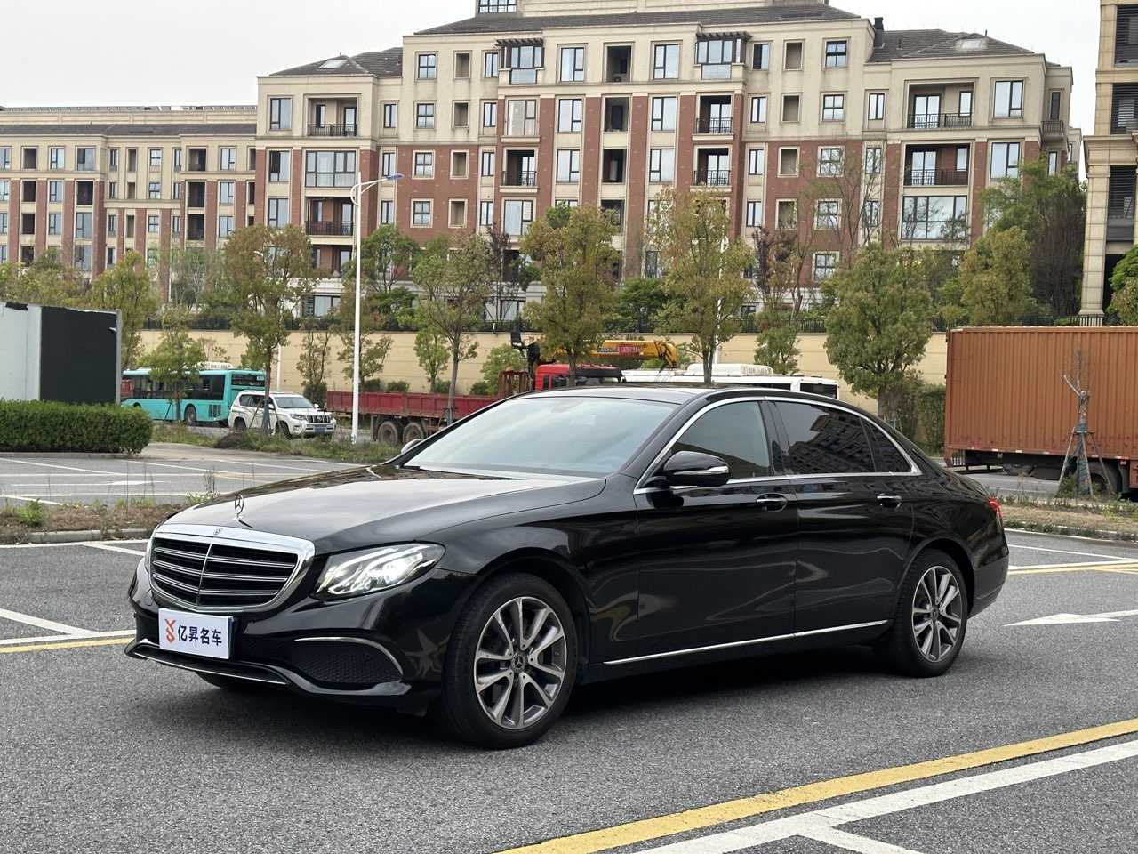 奔驰E级 E260L 2020款 1.5T 自动 汽油 改款 价格0万